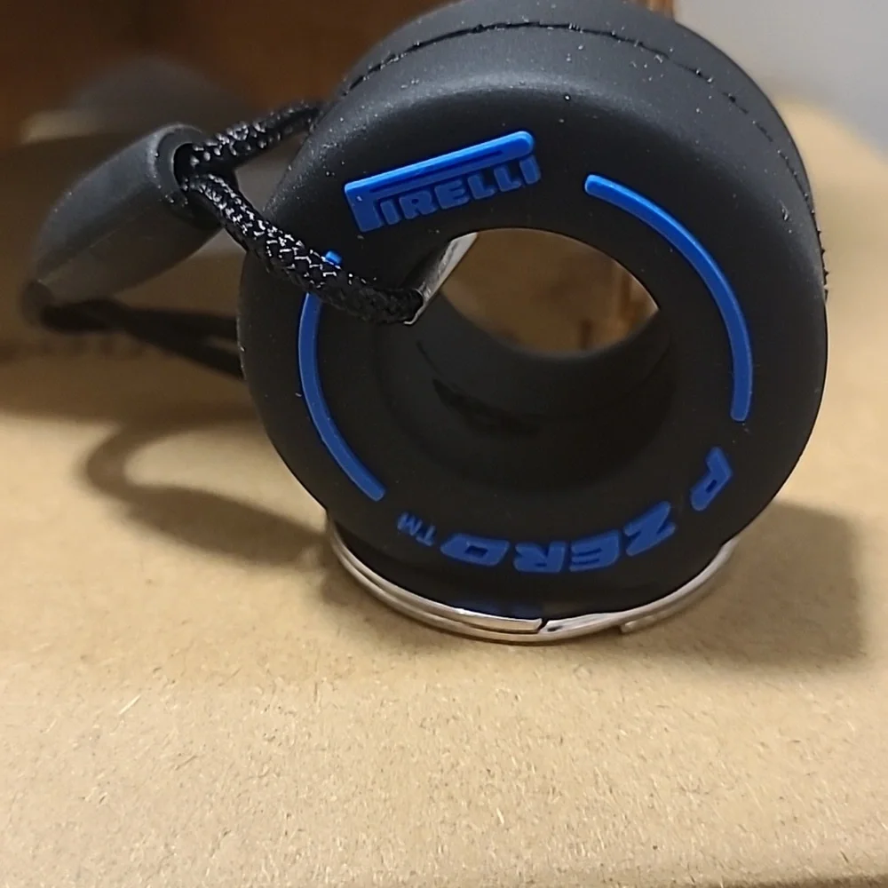 Unbranded Tire‎ Swing Keychain Blue Trim/Black Tire Unisex NWOT Auto Office Fun